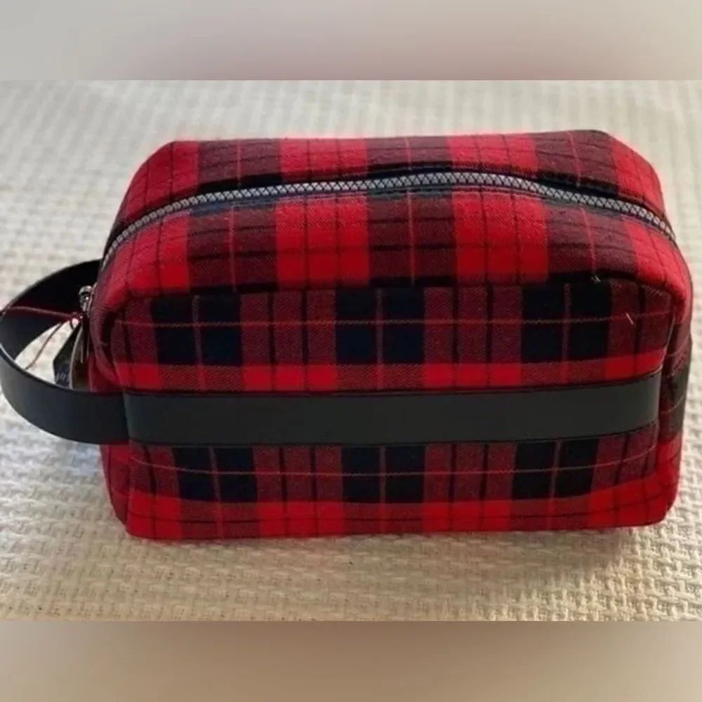 New York Bespoke Red Plaid Travel Bag